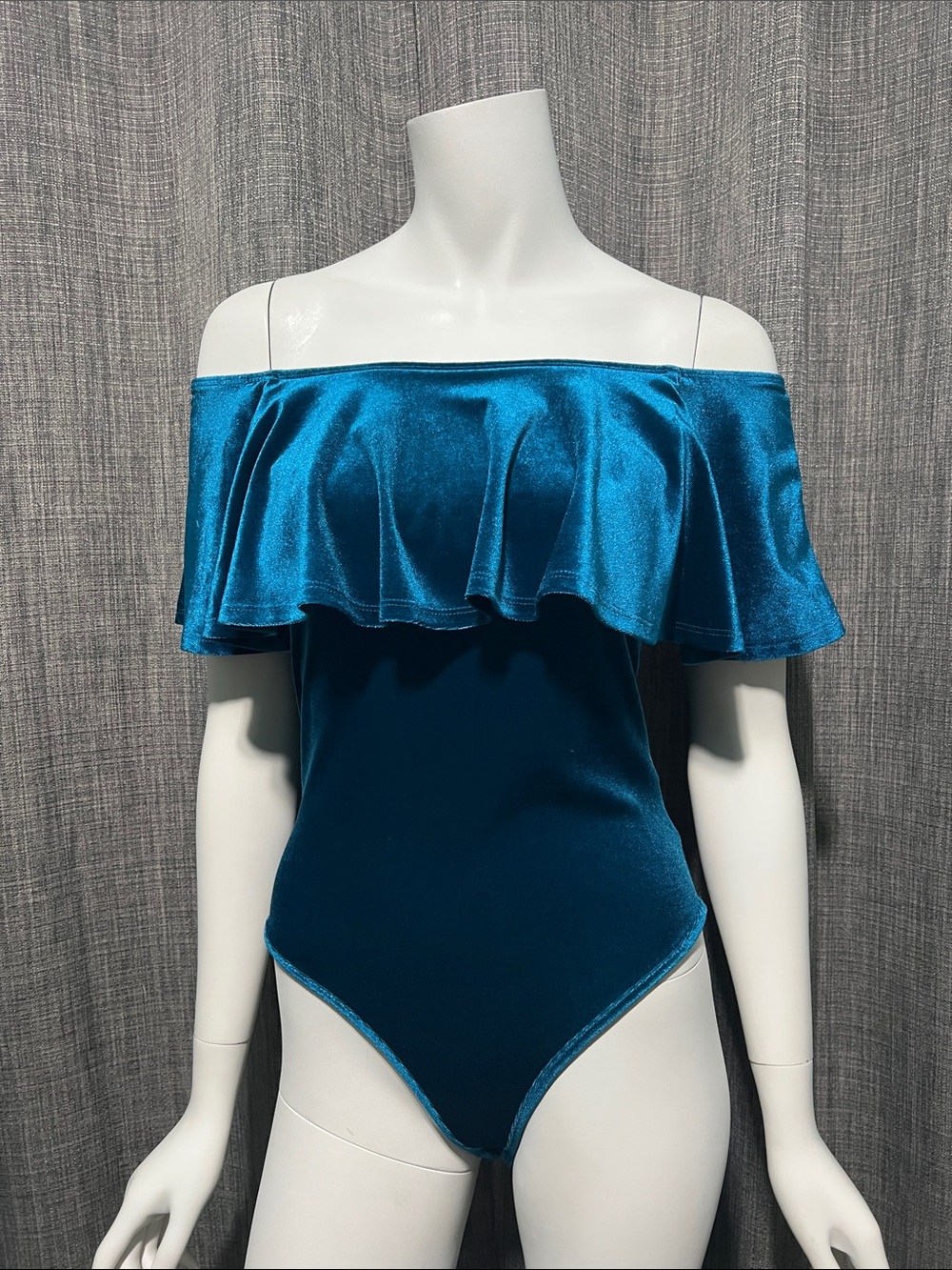 Forever 21 Teal Velvet Ruffle Off On Shoulder Bodysuit Small NWT